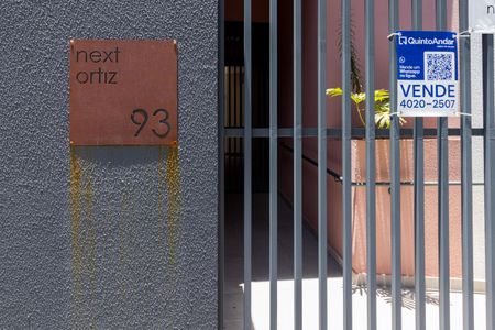 Studio à venda com 40m², 1 quarto e sem vaga Studio à venda com 40m², 1 quarto e sem vagaPlaca instalada