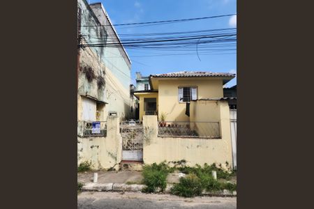 Casa para alugar com 50m², 1 quarto e sem vaga Casa para alugar com 50m², 1 quarto e sem vagaFachada