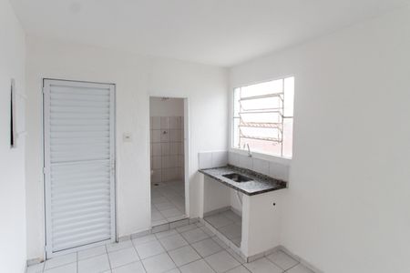 Cozinha de casa para alugar com 1 quarto, 50m² em Vila Medeiros, São Paulo