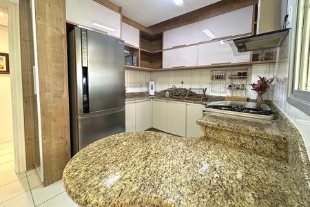 Apartamento para alugar com 140m², 3 quartos e 2 vagas Apartamento para alugar com 140m², 3 quartos e 2 vagasCozinha