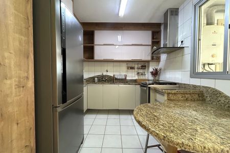 Apartamento para alugar com 140m², 3 quartos e 2 vagas Apartamento para alugar com 140m², 3 quartos e 2 vagasCozinha