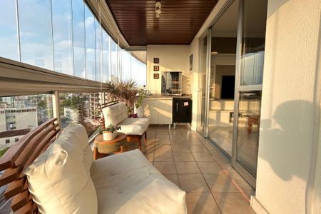 Apartamento para alugar com 140m², 3 quartos e 2 vagas Apartamento para alugar com 140m², 3 quartos e 2 vagasVaranda da Sala