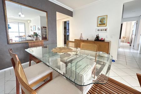 Apartamento para alugar com 140m², 3 quartos e 2 vagas Apartamento para alugar com 140m², 3 quartos e 2 vagasSala