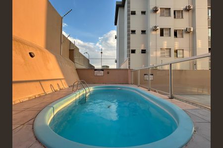 Apartamento para alugar com 140m², 3 quartos e 2 vagas Apartamento para alugar com 140m², 3 quartos e 2 vagasÁrea comum - Piscina