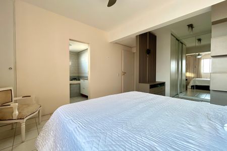 Apartamento para alugar com 140m², 3 quartos e 2 vagas Apartamento para alugar com 140m², 3 quartos e 2 vagasSuíte