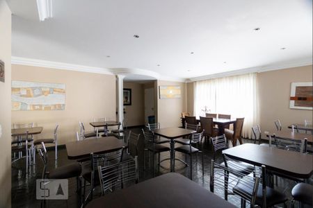 Apartamento para alugar com 71m², 2 quartos e 1 vaga Apartamento para alugar com 71m², 2 quartos e 1 vagaSalão de Festas