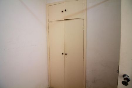 Casa à venda com 186m², 3 quartos e 2 vagas Casa à venda com 186m², 3 quartos e 2 vagasQuarto de Serviço