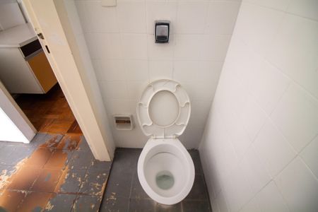 Casa à venda com 186m², 3 quartos e 2 vagas Casa à venda com 186m², 3 quartos e 2 vagasBanheiro de Serviço