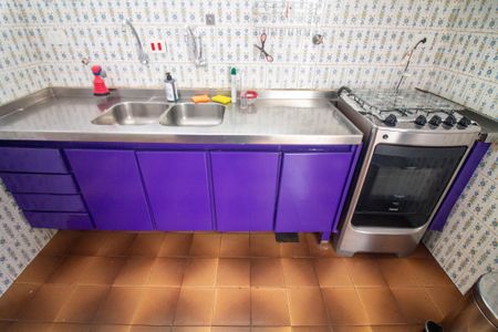 Casa à venda com 186m², 3 quartos e 2 vagas Casa à venda com 186m², 3 quartos e 2 vagasCozinha