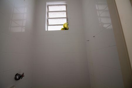 Casa à venda com 186m², 3 quartos e 2 vagas Casa à venda com 186m², 3 quartos e 2 vagasBanheiro de Serviço