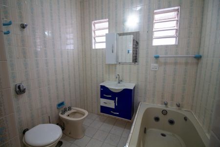 Casa à venda com 186m², 3 quartos e 2 vagas Casa à venda com 186m², 3 quartos e 2 vagasBanheiro da Suíte