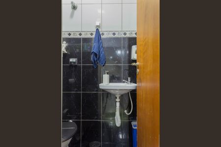 Casa à venda com 179m², 3 quartos e 3 vagasBanheiro de Serviço