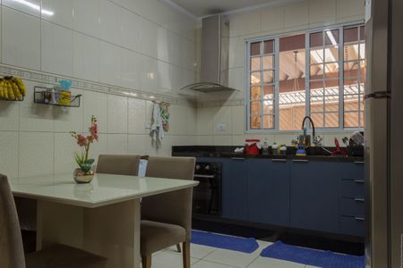 Casa à venda com 179m², 3 quartos e 3 vagasCozinha