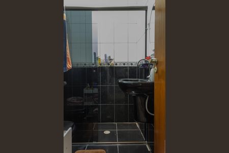 Casa à venda com 179m², 3 quartos e 3 vagasBanheiro