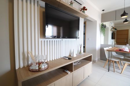 Sala de apartamento para alugar com 2 quartos, 70m² em Tibery, Uberlândia