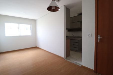 Sala de apartamento para alugar com 2 quartos, 54m² em Shopping Park, Uberlândia