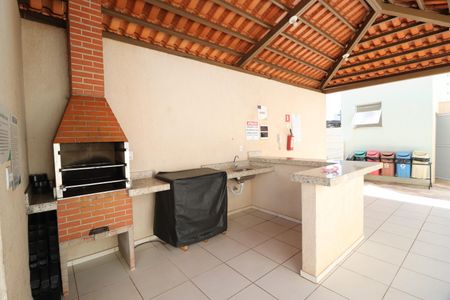 Apartamento para alugar com 54m², 2 quartos e 1 vagaÁrea comum - Churrasqueira