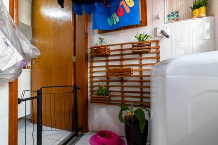 Apartamento à venda com 96m², 4 quartos e 1 vagaÁrea de Serviço