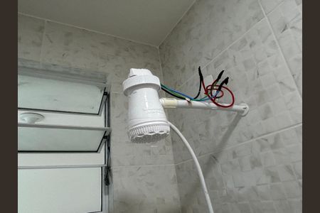 Casa para alugar com 65m², 1 quarto e 1 vagaChuveiro