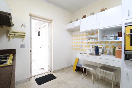 Casa à venda com 244m², 3 quartos e 4 vagasCozinha