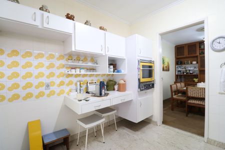 Casa à venda com 244m², 3 quartos e 4 vagasCozinha