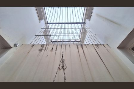 Casa à venda com 244m², 3 quartos e 4 vagasDetalhe