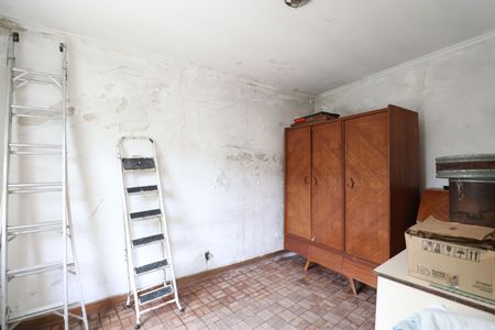 Casa à venda com 244m², 3 quartos e 4 vagasÁrea e quarto de Serviço