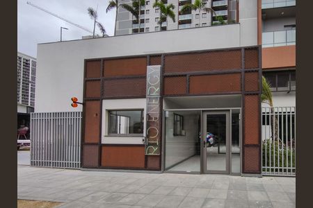 Apartamento à venda com 40m², 1 quarto e sem vaga Apartamento à venda com 40m², 1 quarto e sem vagaFachada e portaria