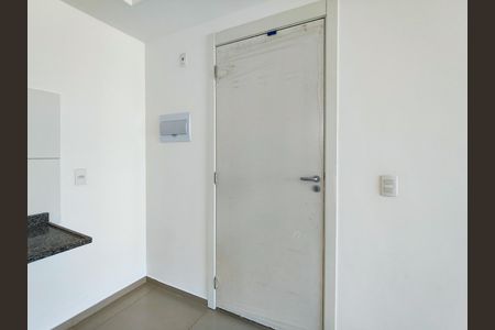 Apartamento à venda com 40m², 1 quarto e sem vaga Apartamento à venda com 40m², 1 quarto e sem vagaEntrada