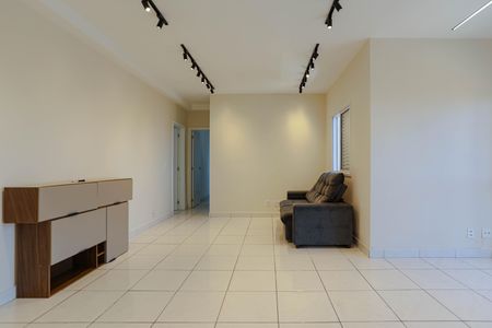 Apartamento para alugar com 67m², 2 quartos e 2 vagas Apartamento para alugar com 67m², 2 quartos e 2 vagasSala