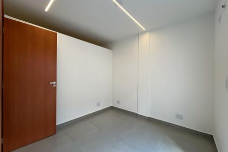 Quarto de apartamento para alugar com 1 quarto, 28m² em Vila Zat, São Paulo