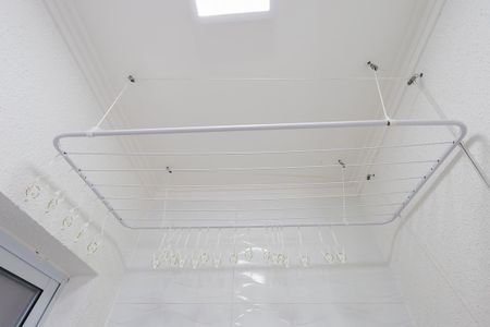 Casa de condomínio à venda com 100m², 3 quartos e 2 vagasÁrea de serviço