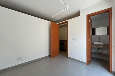 Quarto de apartamento para alugar com 1 quarto, 28m² em Vila Zat, São Paulo