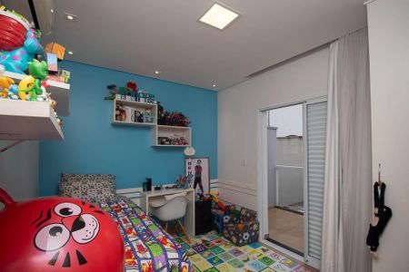 Casa à venda com 120m², 3 quartos e 2 vagasQuarto 