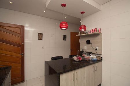 Casa à venda com 120m², 3 quartos e 2 vagasCozinha 