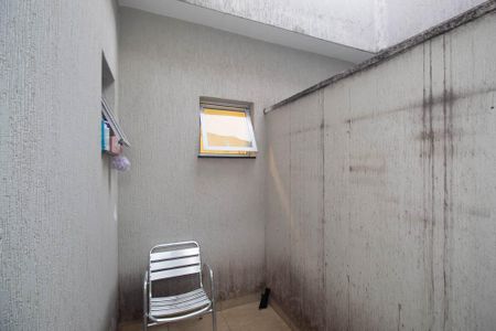 Casa à venda com 120m², 3 quartos e 2 vagasVaranda 