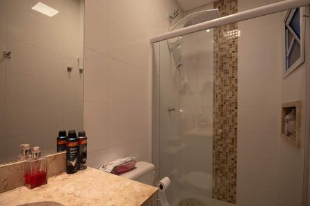 Casa à venda com 120m², 3 quartos e 2 vagasBanheiro 1