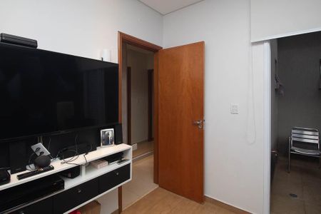 Casa à venda com 120m², 3 quartos e 2 vagasQuarto 2