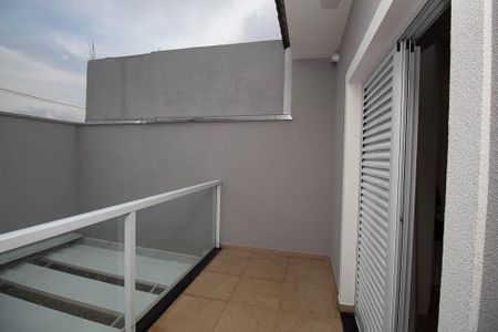 Casa à venda com 120m², 3 quartos e 2 vagasVaranda 