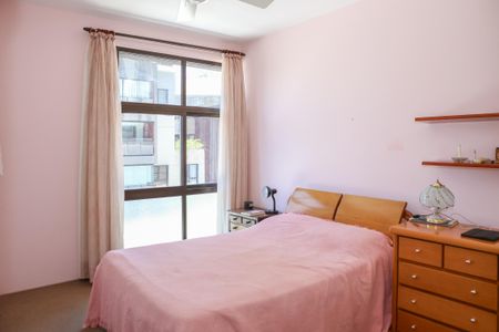 Apartamento à venda com 169m², 3 quartos e 1 vaga Apartamento à venda com 169m², 3 quartos e 1 vagaQuarto 3