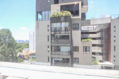 Vista da Sala de apartamento à venda com 3 quartos, 169m² em Pinheiros, São Paulo