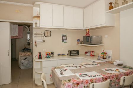 Apartamento à venda com 169m², 3 quartos e 1 vaga Apartamento à venda com 169m², 3 quartos e 1 vagaCozinha