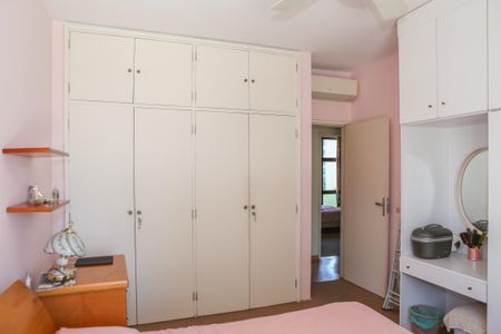 Apartamento à venda com 169m², 3 quartos e 1 vaga Apartamento à venda com 169m², 3 quartos e 1 vagaQuarto 3