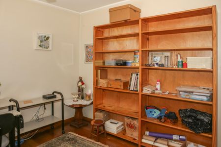 Apartamento à venda com 169m², 3 quartos e 1 vaga Apartamento à venda com 169m², 3 quartos e 1 vagaSala