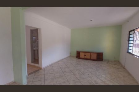 Sala de casa para alugar com 2 quartos, 90m² em Centro, Mesquita