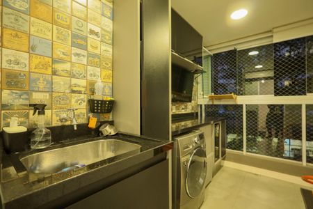 Apartamento à venda com 58m², 2 quartos e 1 vagaÁrea de Serviço