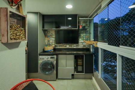 Varanda da Sala de apartamento à venda com 2 quartos, 58m² em Jardim das Acacias, São Paulo