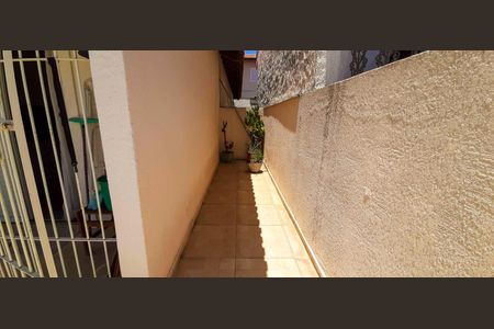Casa à venda com 130m², 3 quartos e 2 vagas