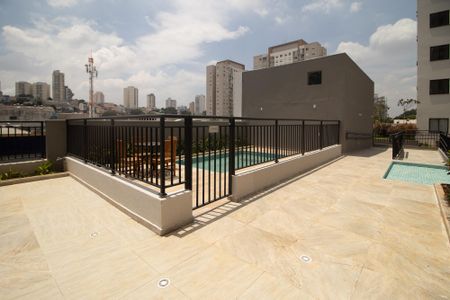 Apartamento para alugar com 37m², 2 quartos e 1 vaga Apartamento para alugar com 37m², 2 quartos e 1 vagaÁrea comum - Piscina