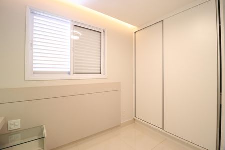 Apartamento para alugar com 115m², 3 quartos e 2 vagasQuarto 2